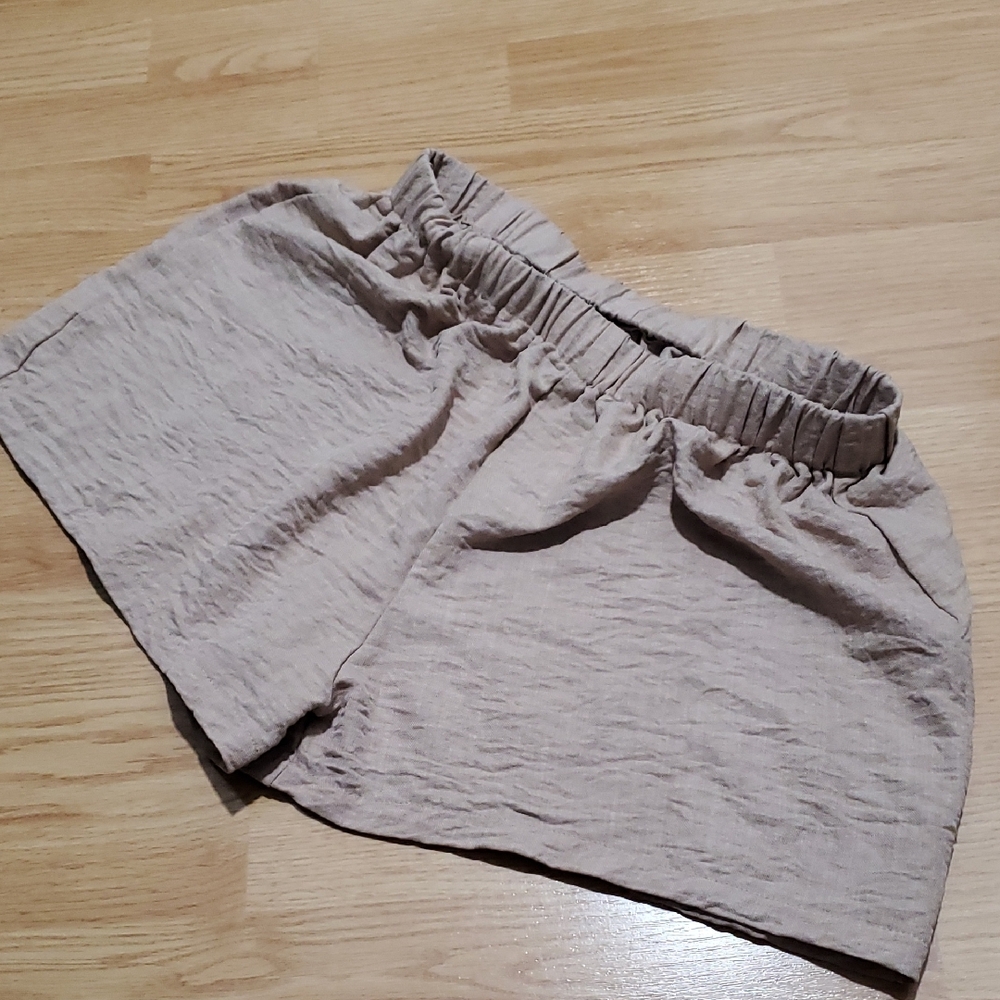 SHEIN Light Beige High-Waist Elastic Shorts Size 12 XL Summer Beach Fun Sports